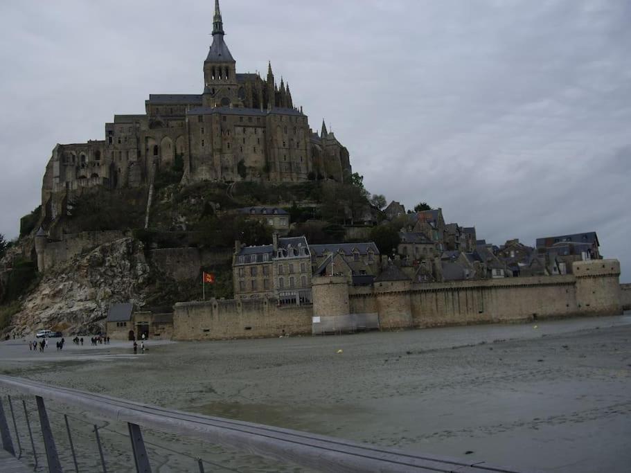 La Petite Maison Proche Du Mont Saint Michel بونتورسون المظهر الخارجي الصورة